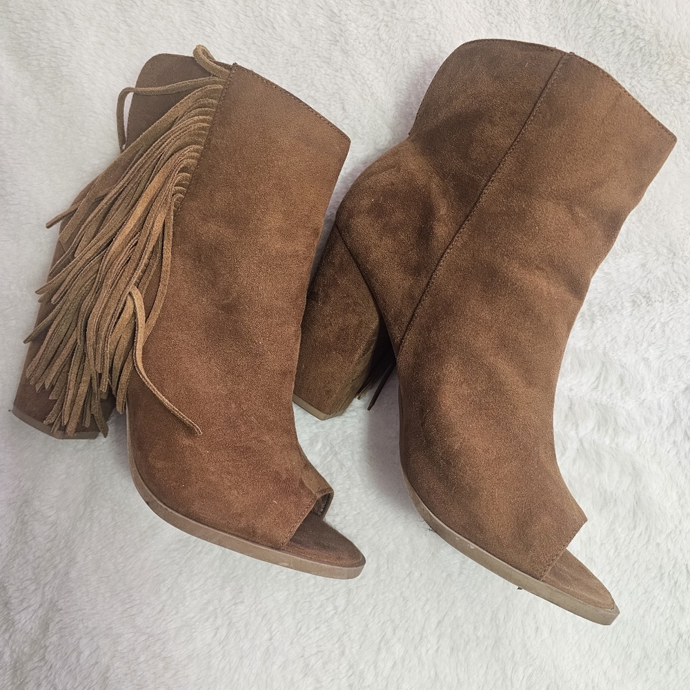 DV by Dolce Vita Brown Suede Fringe Peep Toe Ankle Booties, Size 9.5